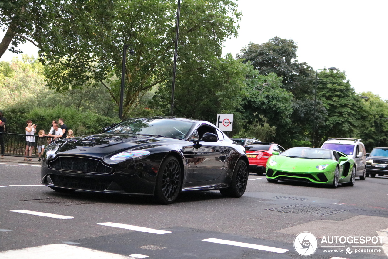 Aston Martin V12 Vantage S