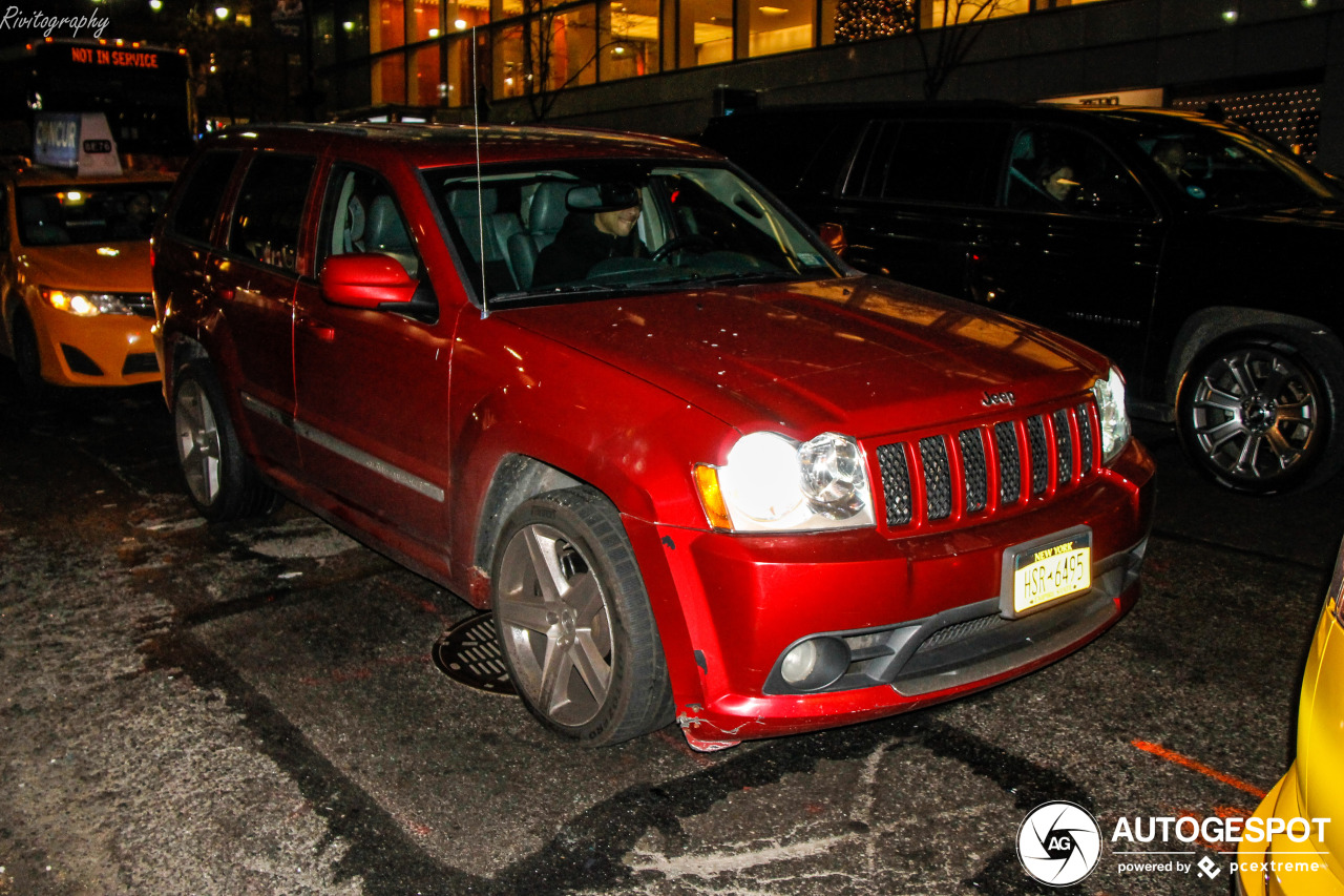 Jeep Grand Cherokee SRT-8 2005