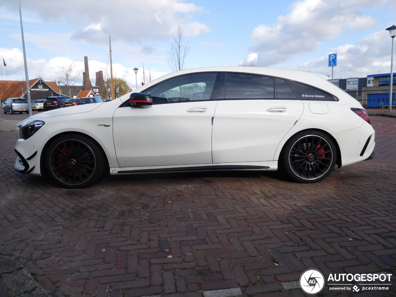 Mercedes-AMG CLA 45 Shooting Brake X117 2017