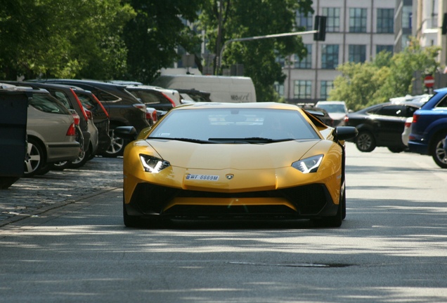 Lamborghini Aventador LP750-4 SuperVeloce