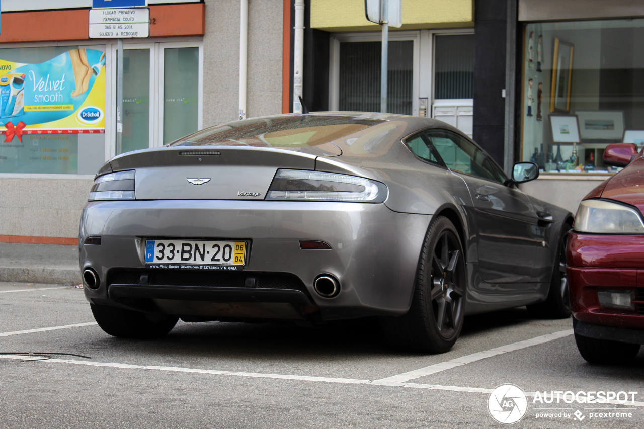 Aston Martin V8 Vantage