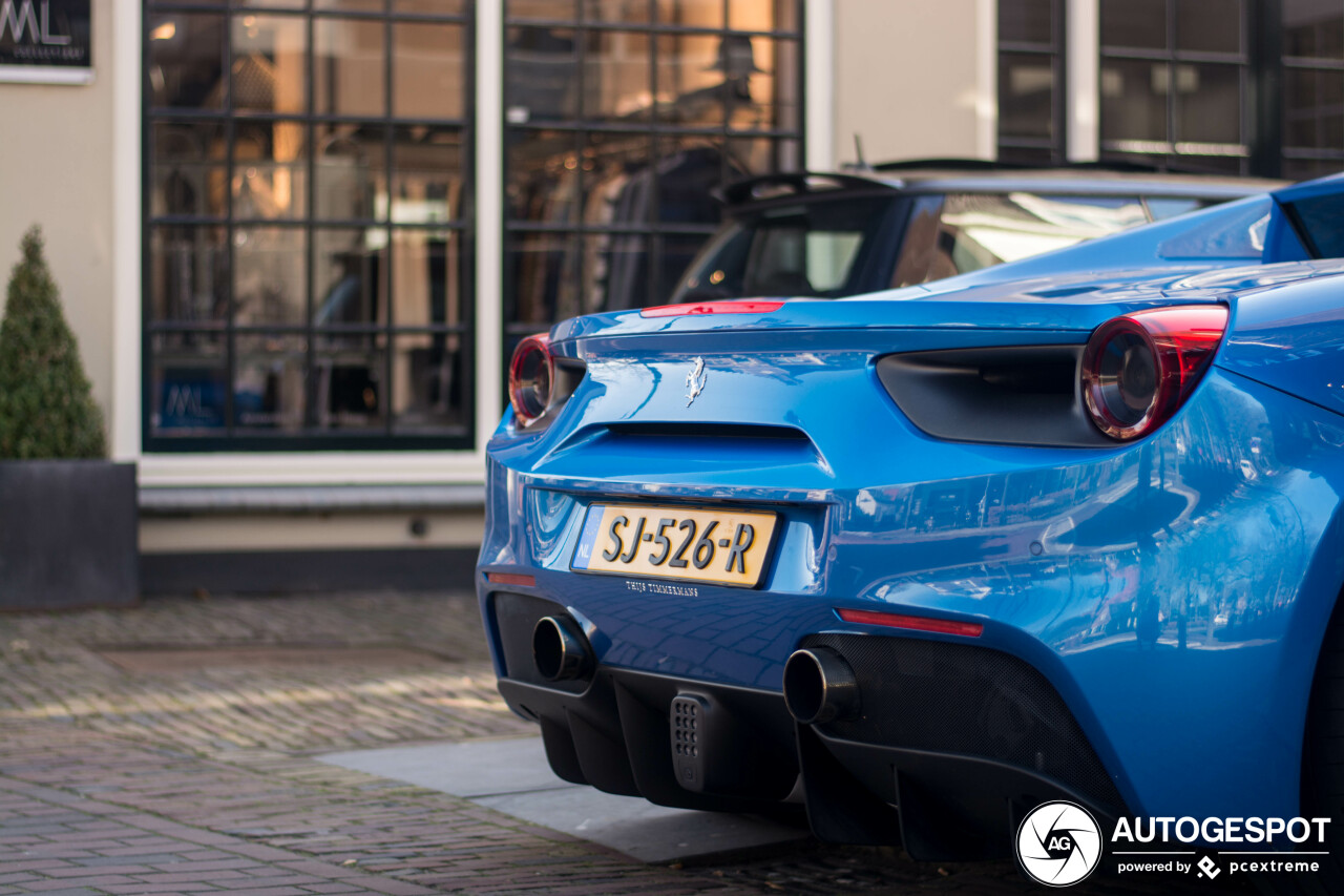 Ferrari 488 Spider