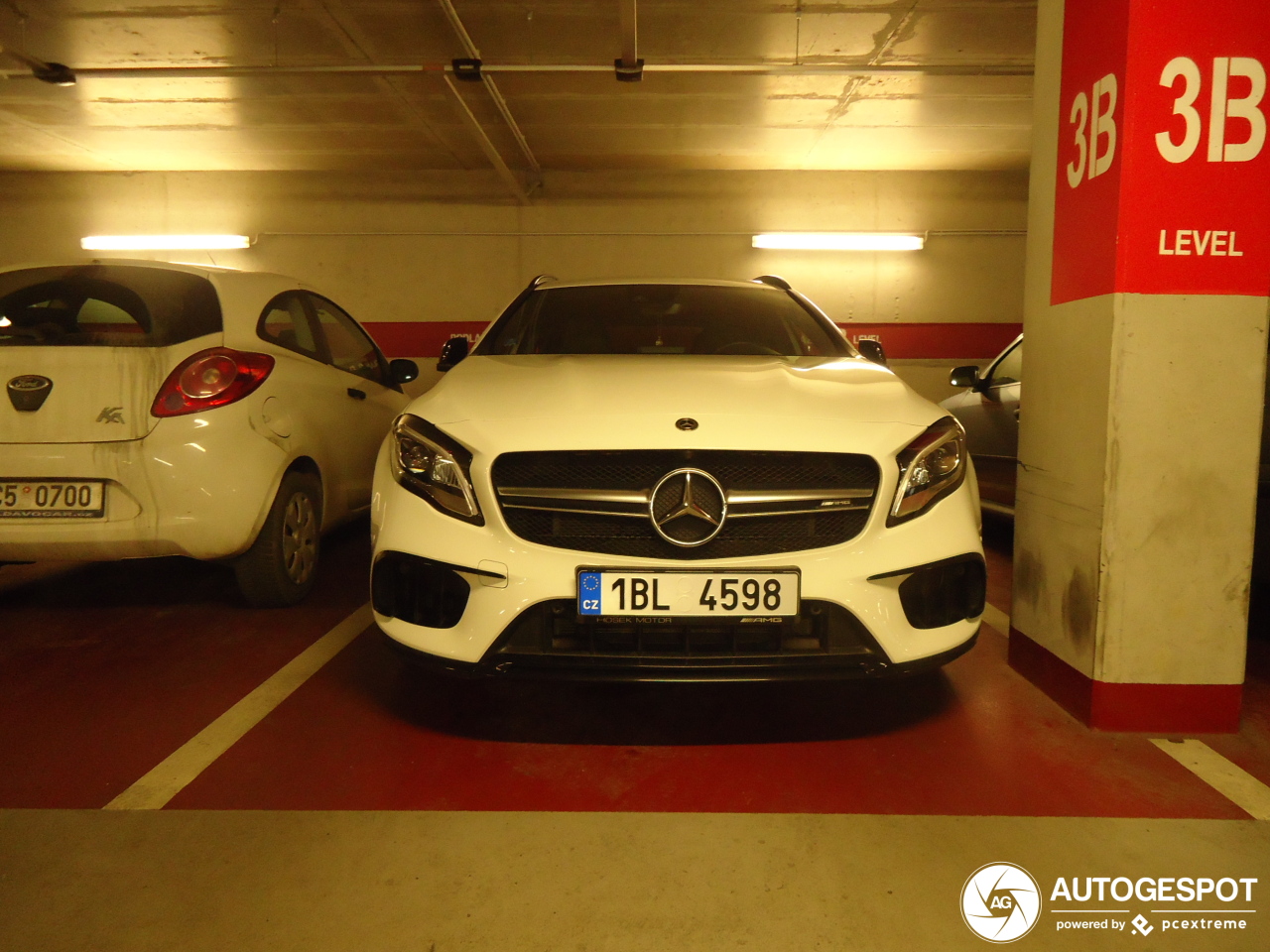 Mercedes-AMG GLA 45 X156 2017