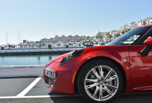 Alfa Romeo 4C Coupé