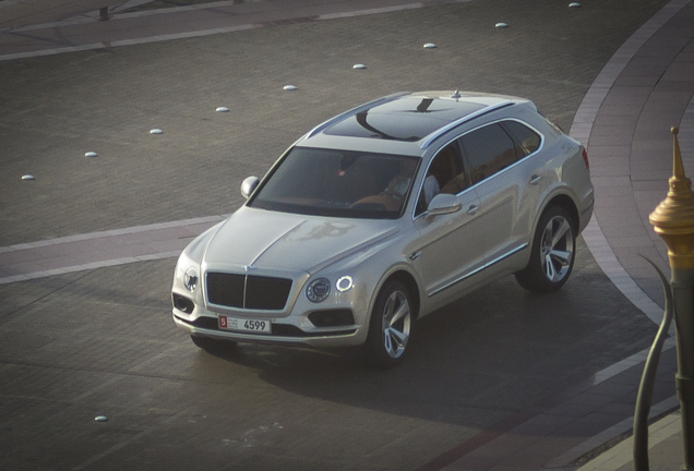 Bentley Bentayga V8