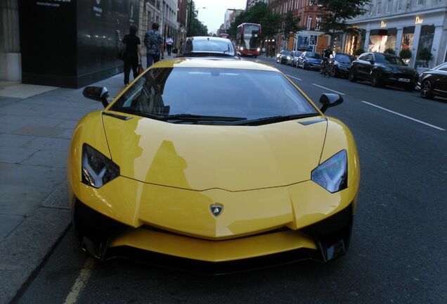 Lamborghini Aventador LP750-4 SuperVeloce