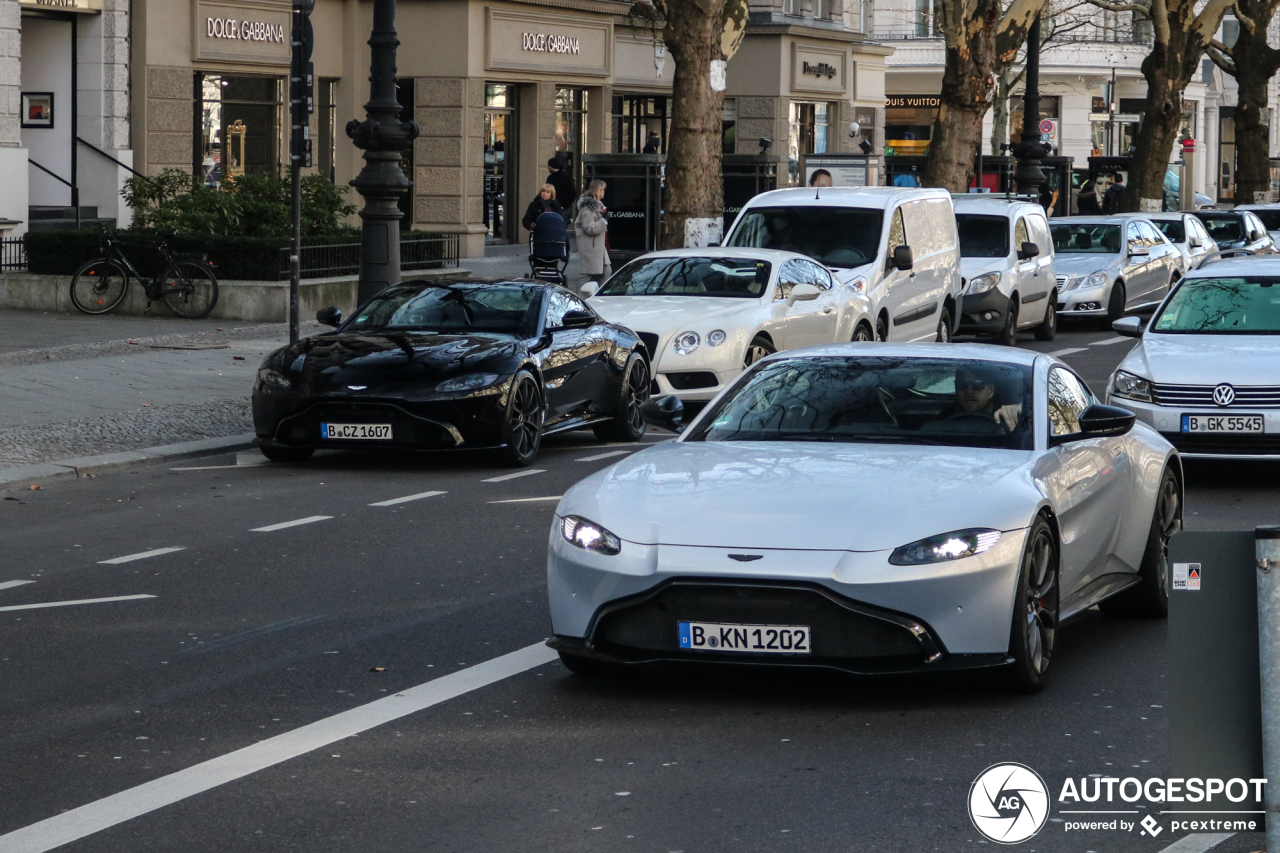 Aston Martin V8 Vantage 2018