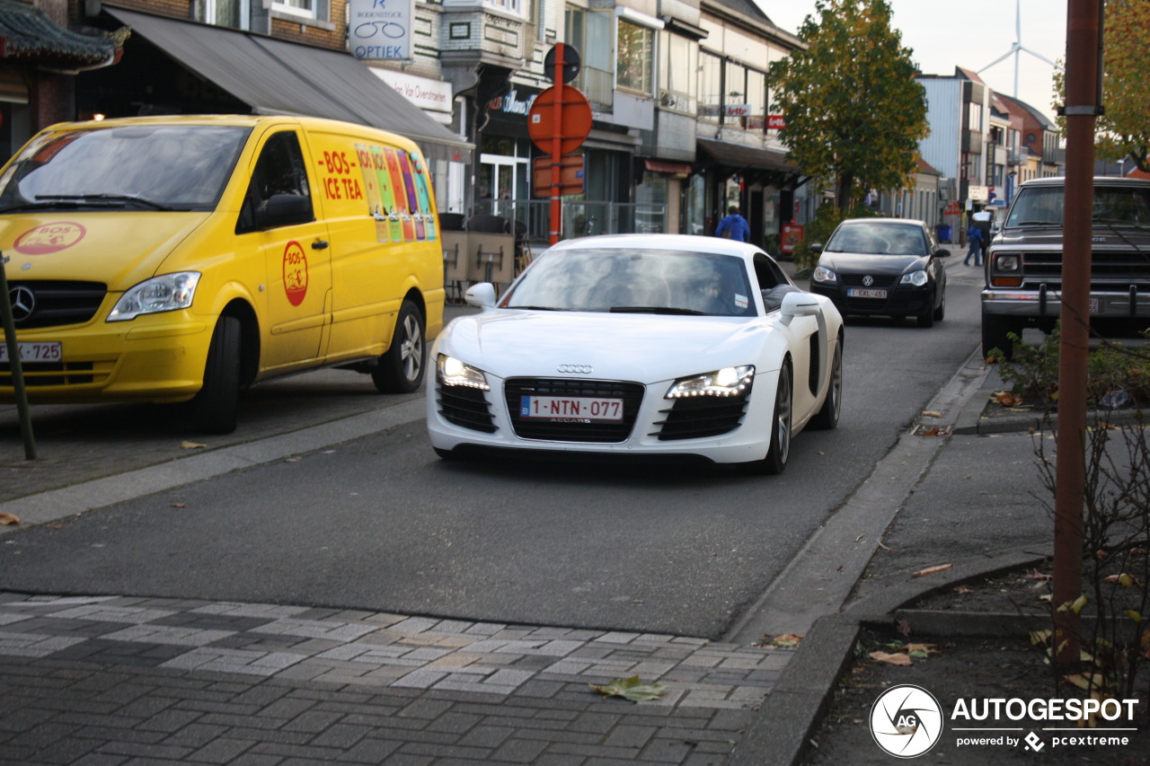 Audi R8