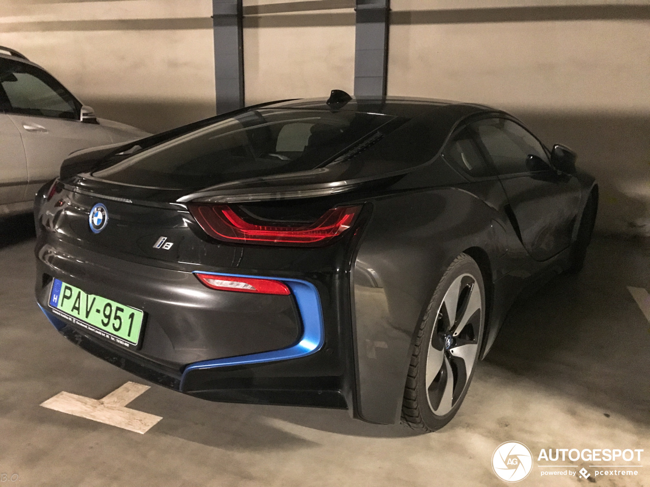 BMW i8