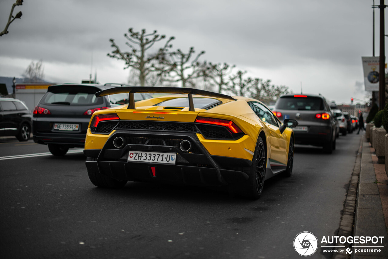 Lamborghini Huracán LP640-4 Performante