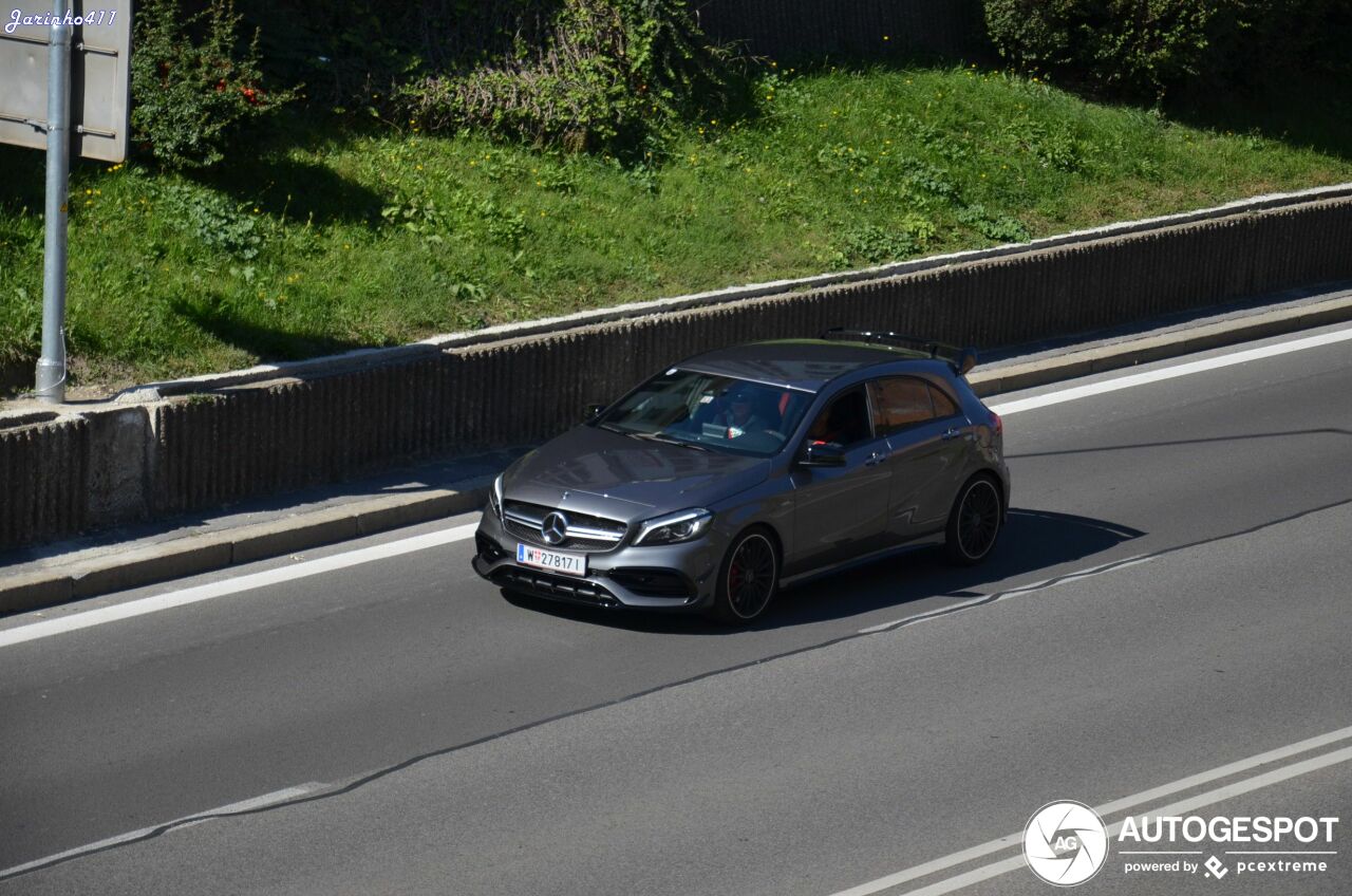 Mercedes-AMG A 45 W176 2015