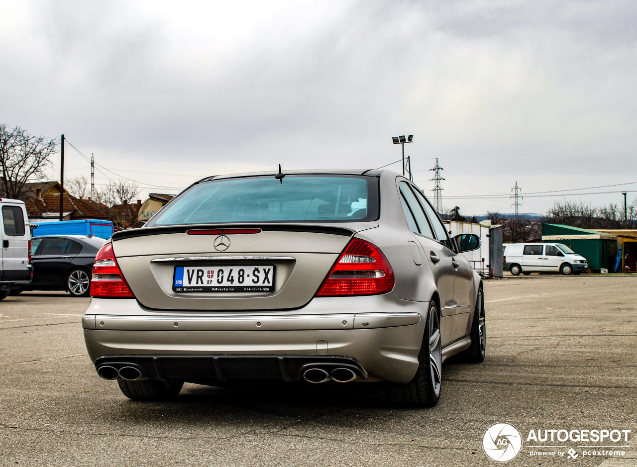 Mercedes-Benz E 55 AMG