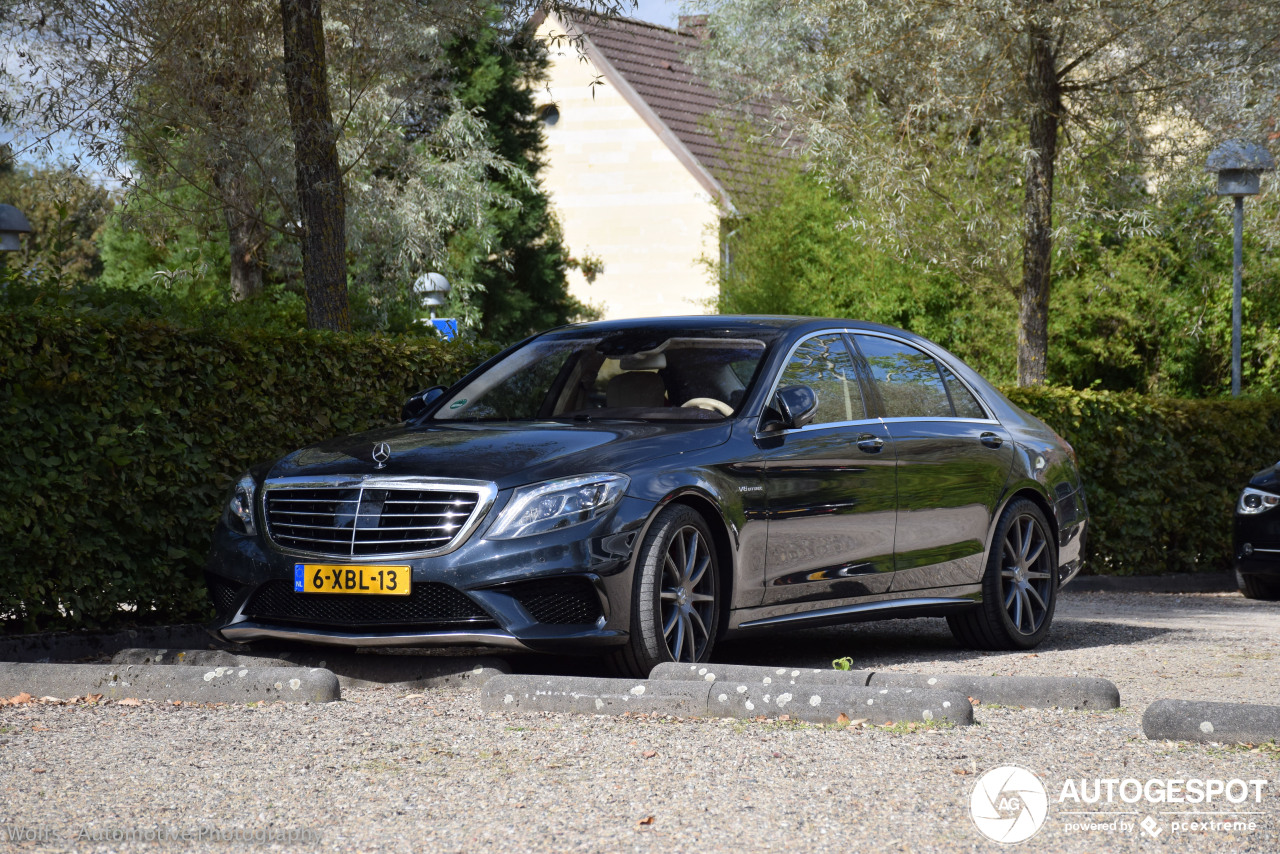 Mercedes-Benz S 63 AMG V222