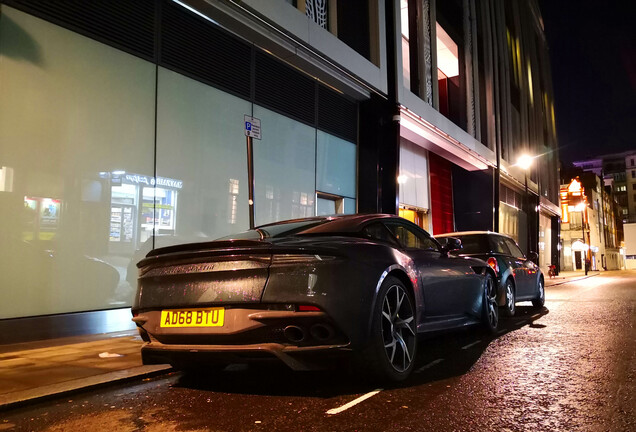 Aston Martin DBS Superleggera