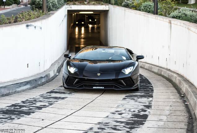 Lamborghini Aventador S LP740-4