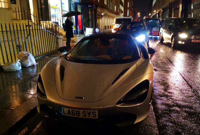 McLaren 720S Spider