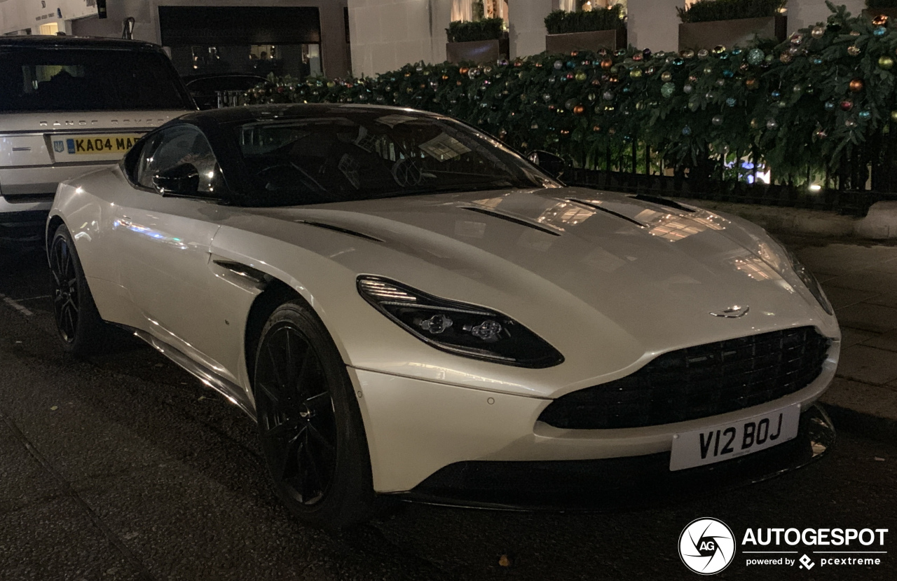 Aston Martin DB11