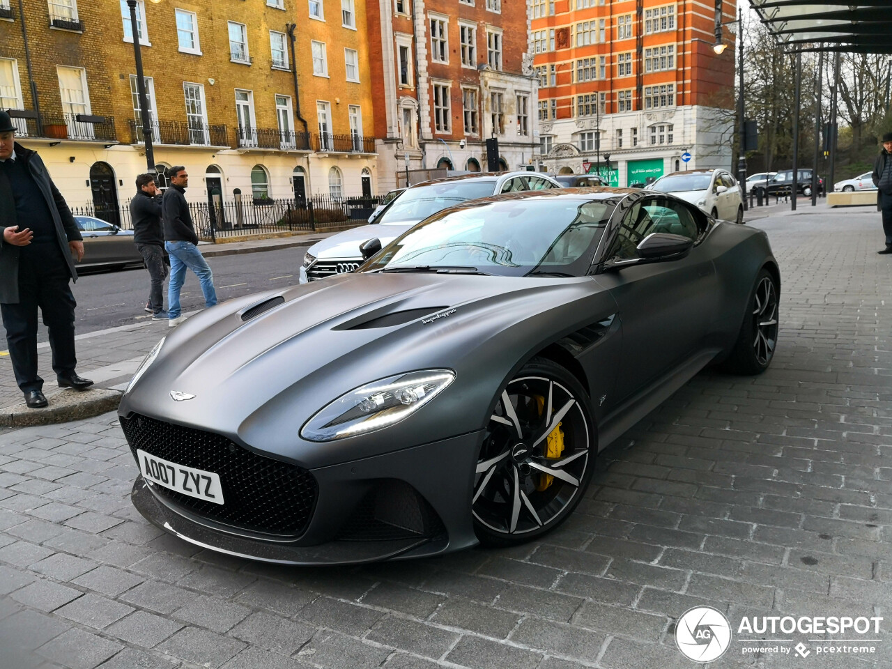 Aston Martin DBS Superleggera