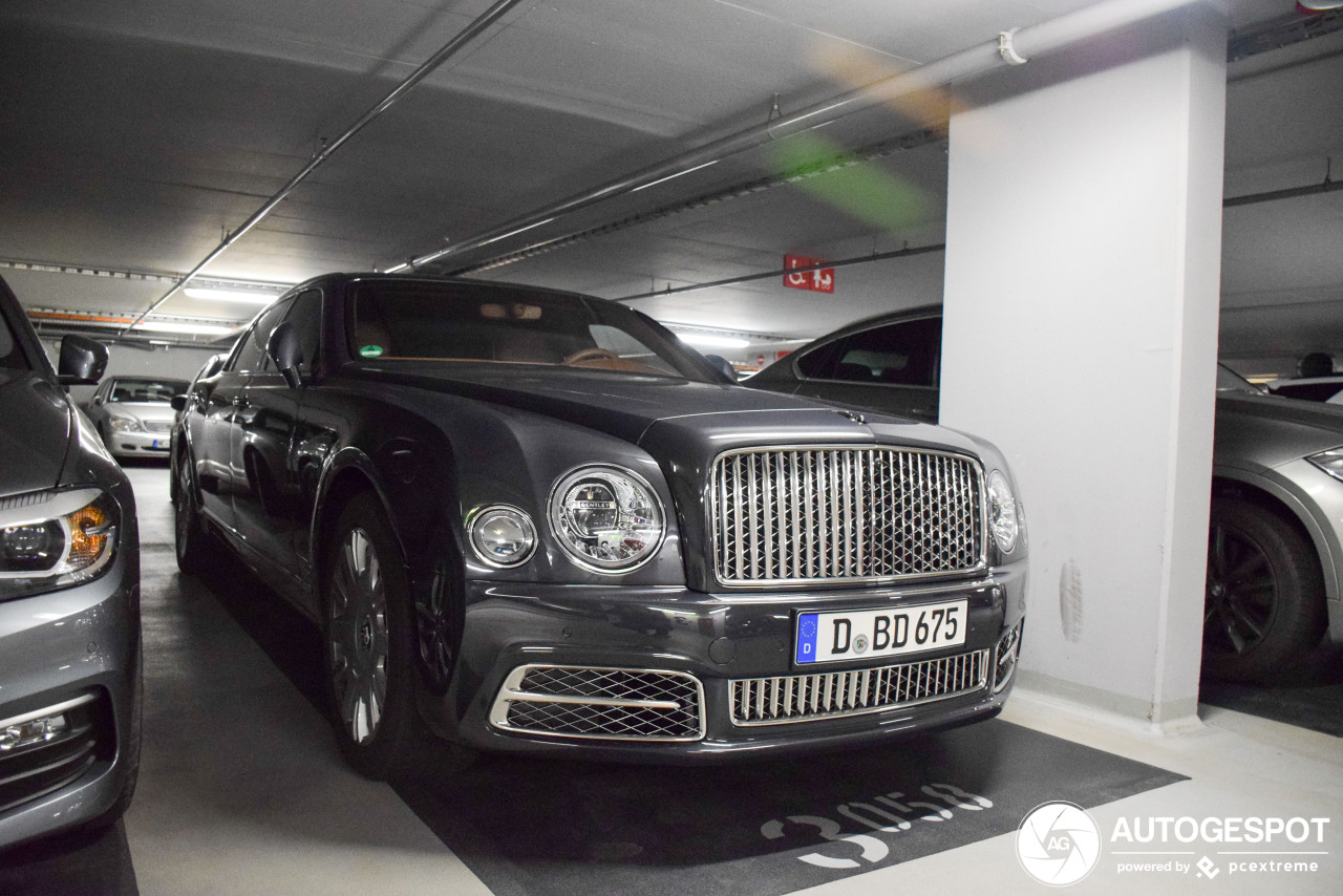 Bentley Mulsanne EWB 2016