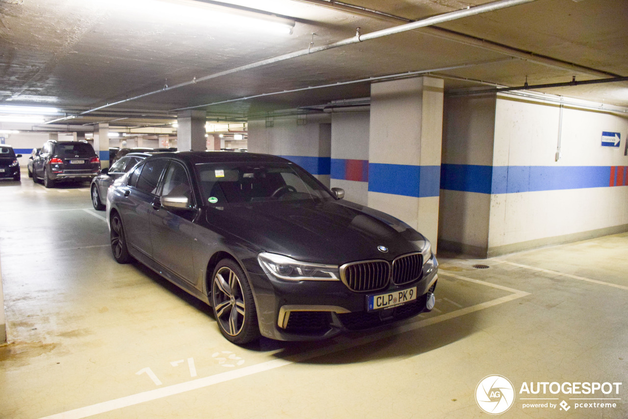 BMW M760Li xDrive