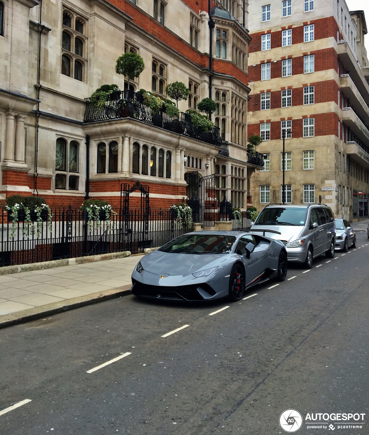 Lamborghini Huracán LP640-4 Performante