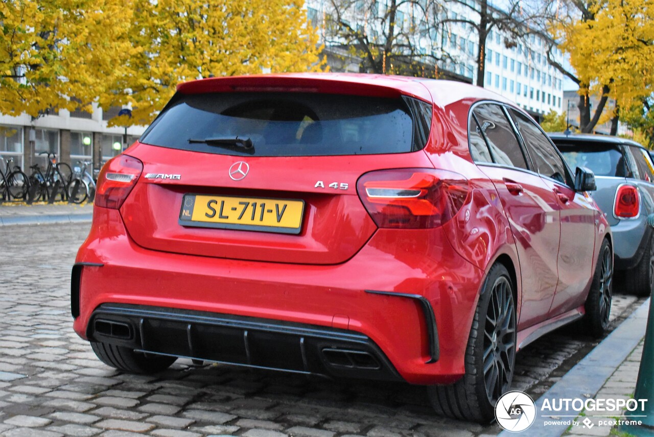 Mercedes-AMG A 45 W176 2015