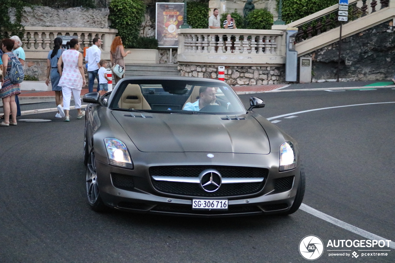 Mercedes-Benz SLS AMG Roadster