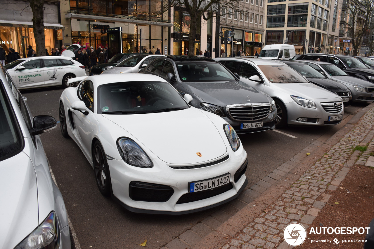 Porsche 981 Cayman GT4