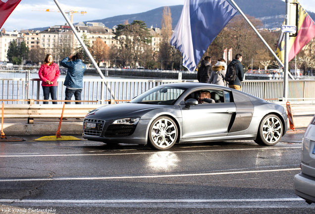 Audi R8 V10