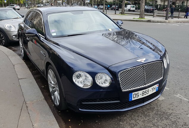 Bentley Flying Spur V8