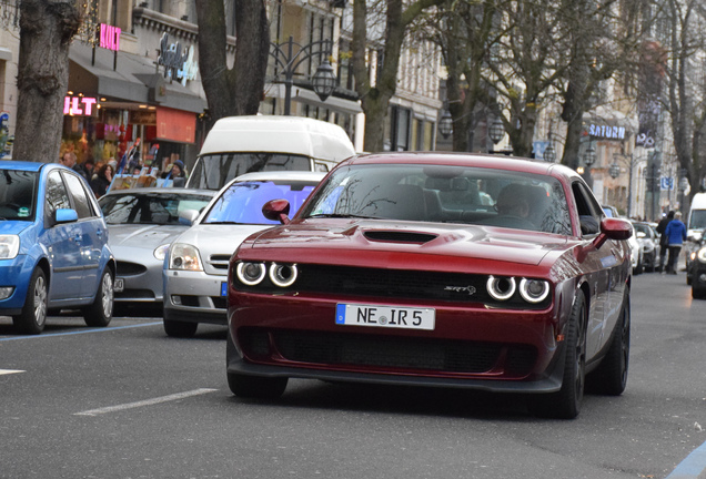 Dodge Challenger SRT Hellcat