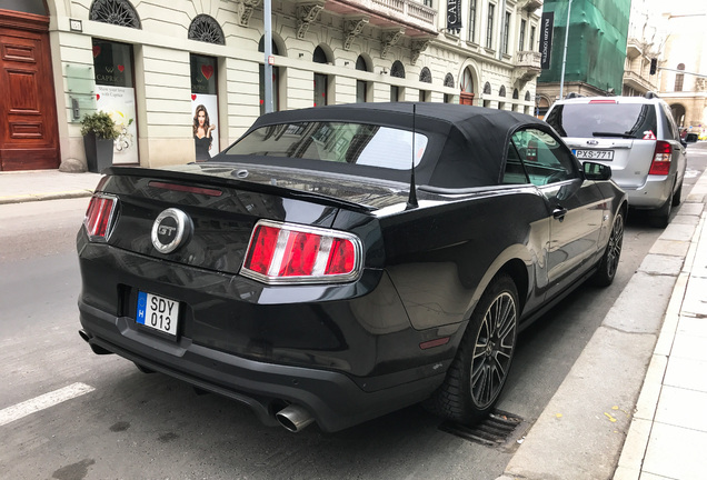 Ford Mustang GT Convertible 2011