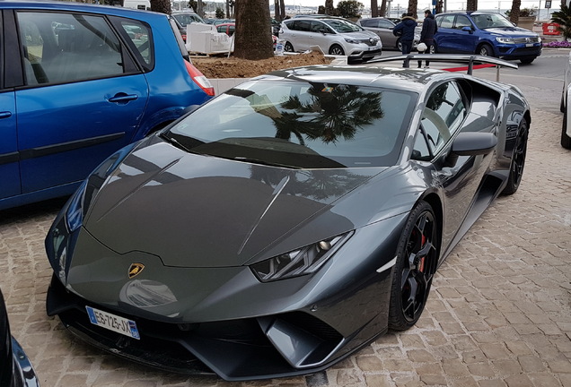 Lamborghini Huracán LP640-4 Performante