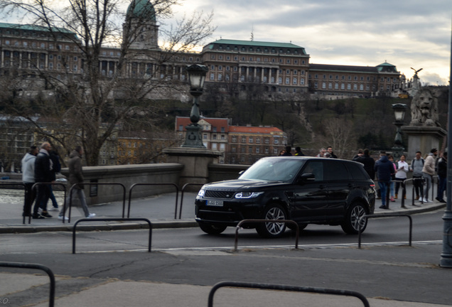 Land Rover Range Rover Sport SVR