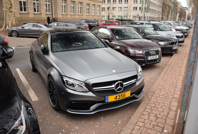 Mercedes-AMG C 63 S Coupé C205