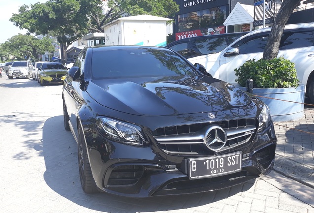 Mercedes-AMG E 63 S W213