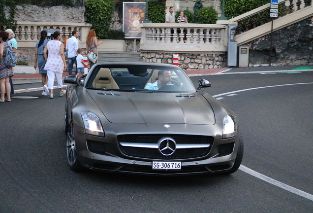 Mercedes-Benz SLS AMG Roadster