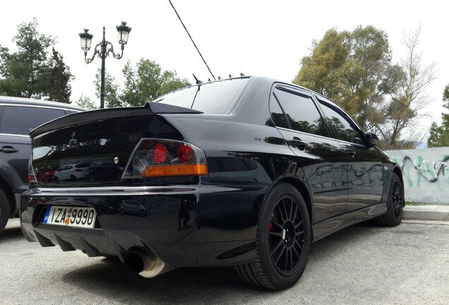 Mitsubishi Lancer Evolution IX FQ