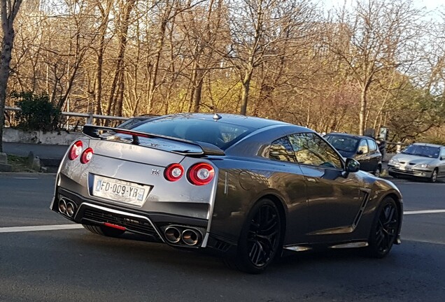 Nissan GT-R 2017