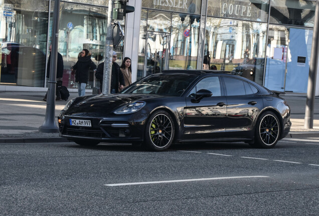 Porsche 971 Panamera Turbo S E-Hybrid