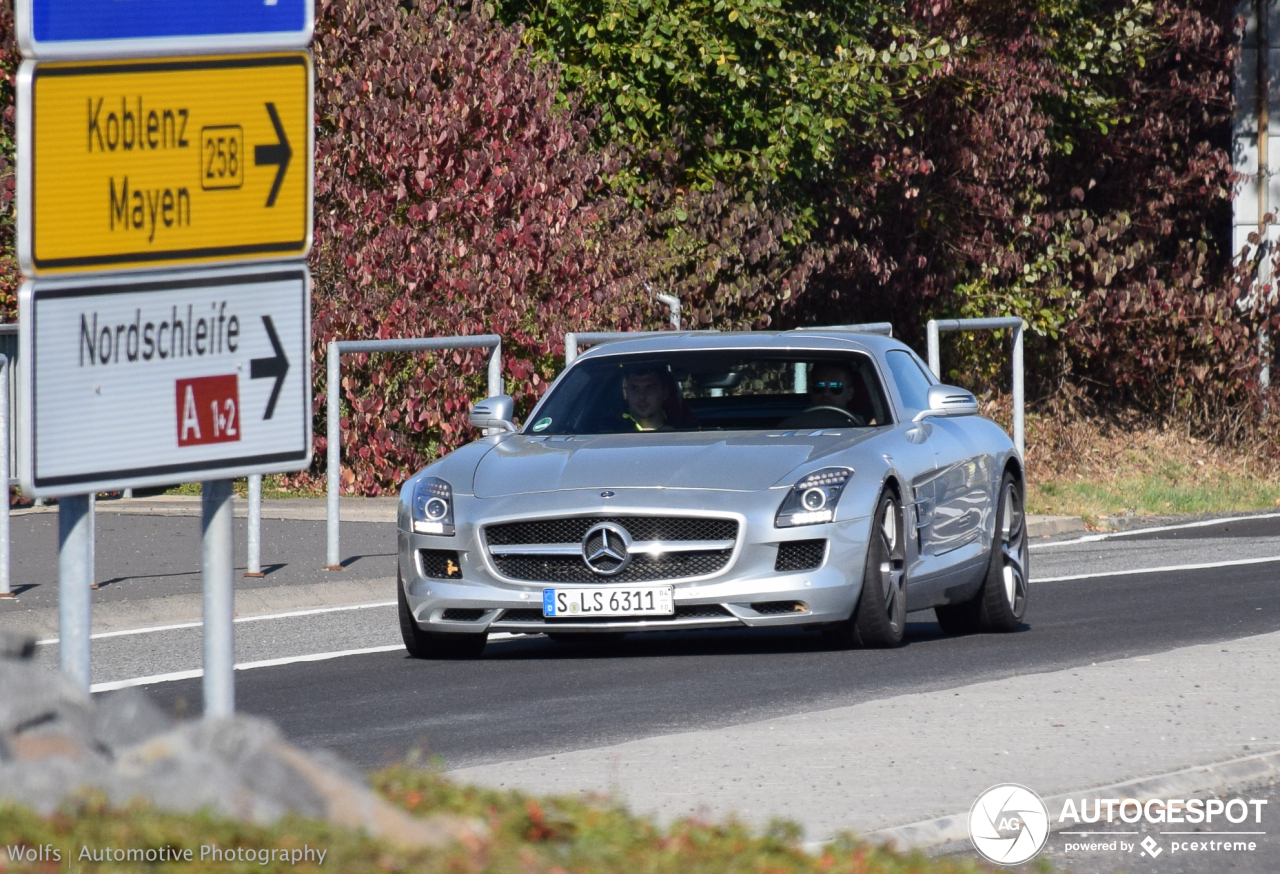 Mercedes-Benz SLS AMG