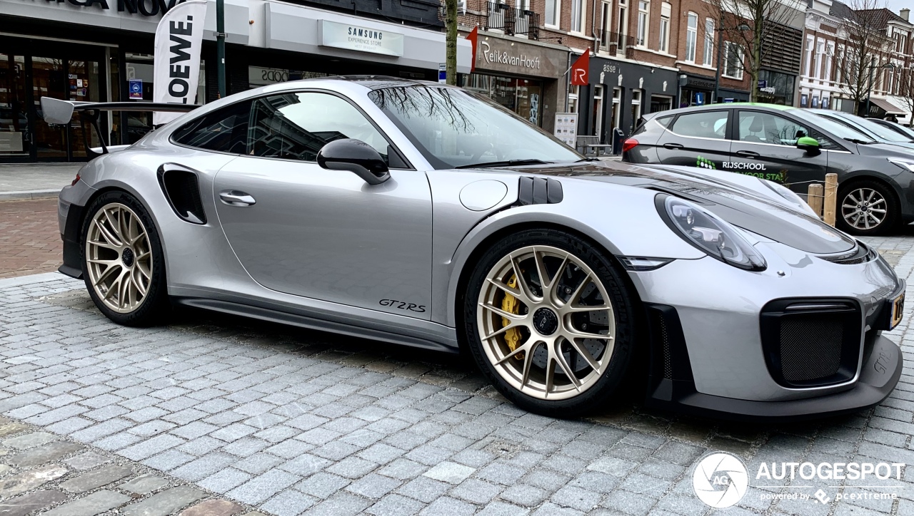 Porsche 991 GT2 RS Weissach Package