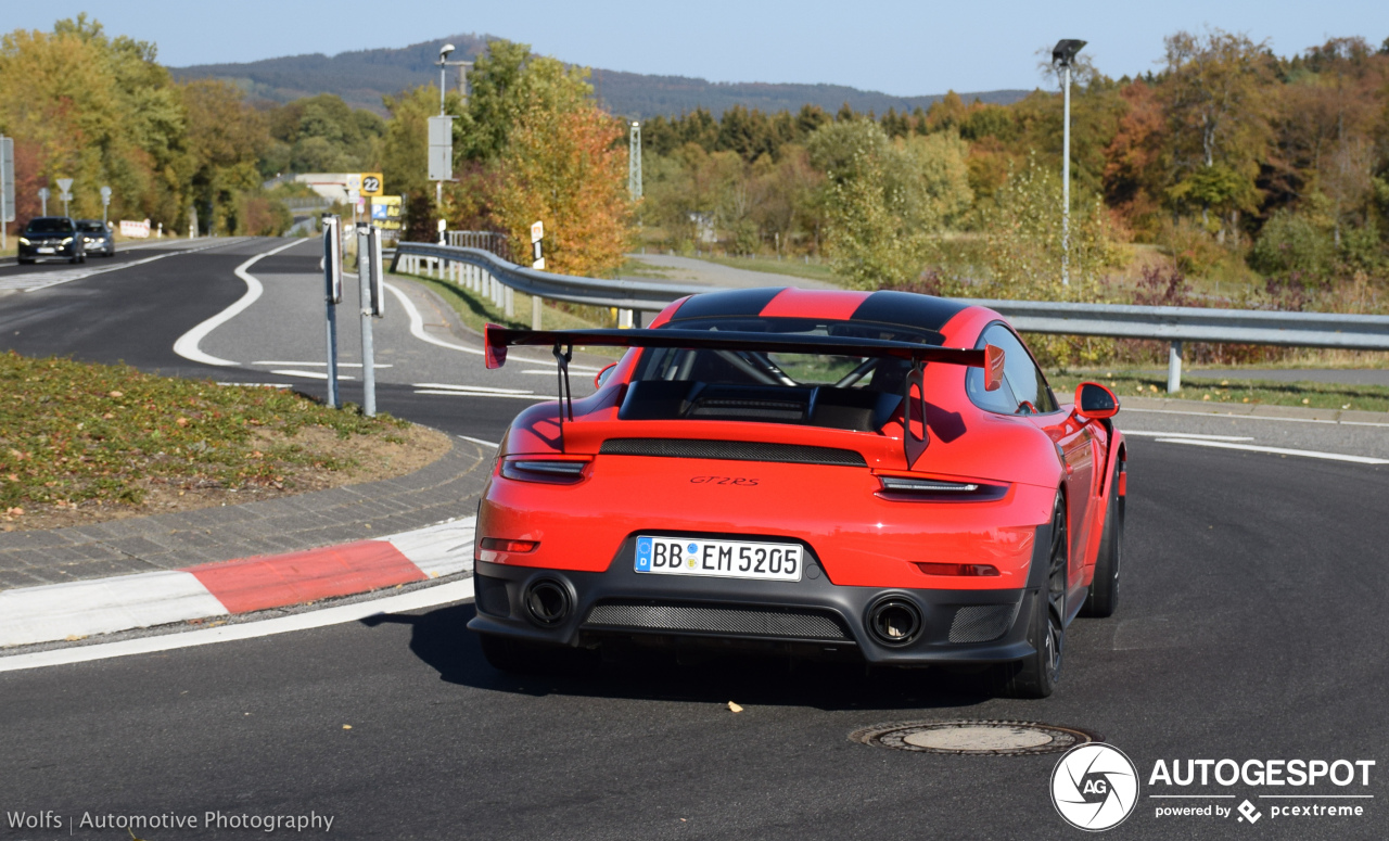 Porsche 991 GT2 RS Weissach Package