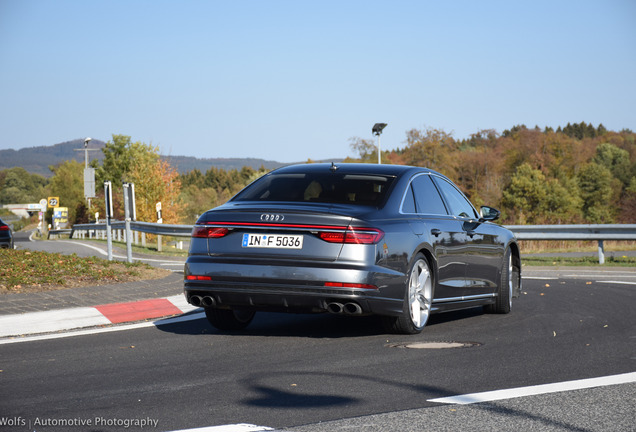 Audi S8 D5