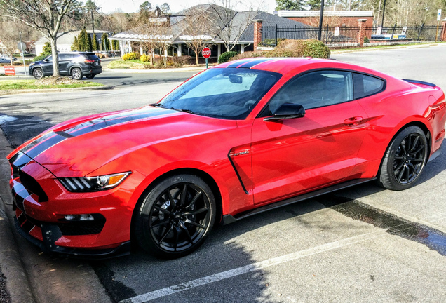 Ford Mustang Shelby GT350 2015