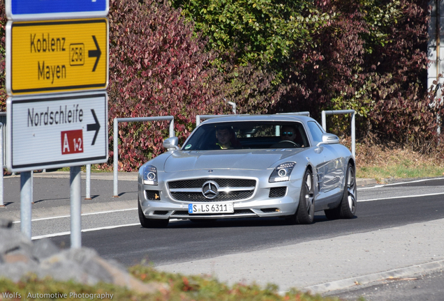 Mercedes-Benz SLS AMG