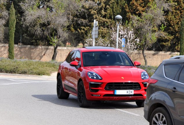 Porsche 95B Macan GTS