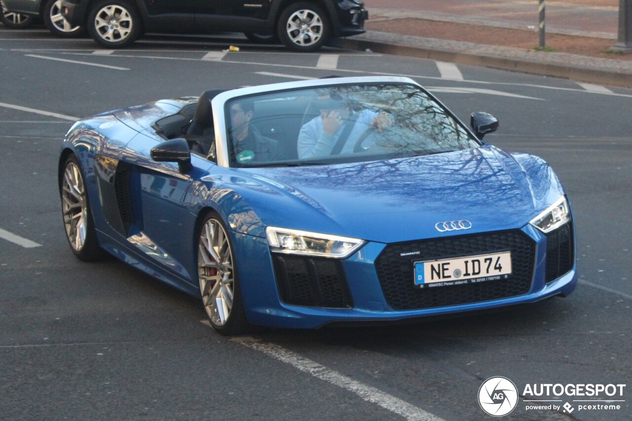 Audi R8 V10 Spyder 2016