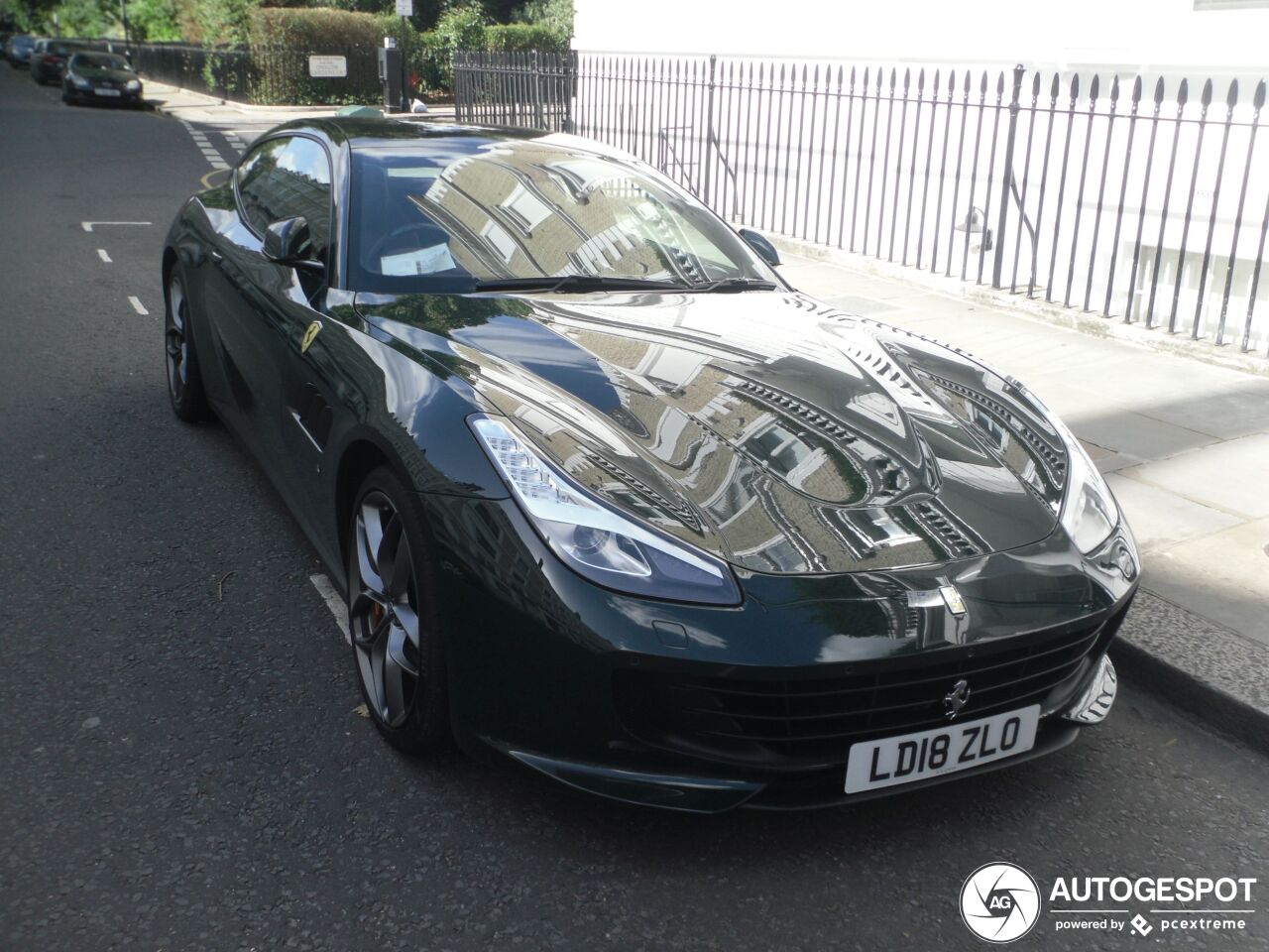 Ferrari GTC4Lusso T