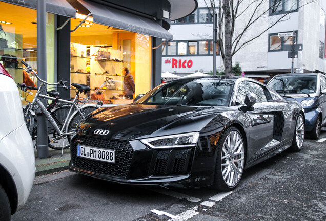 Audi R8 V10 Plus 2015